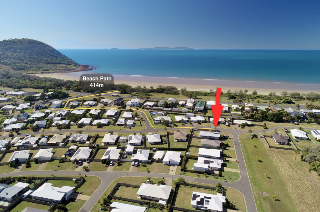 23 Beachside Cct, Mulambin, QLD 4703