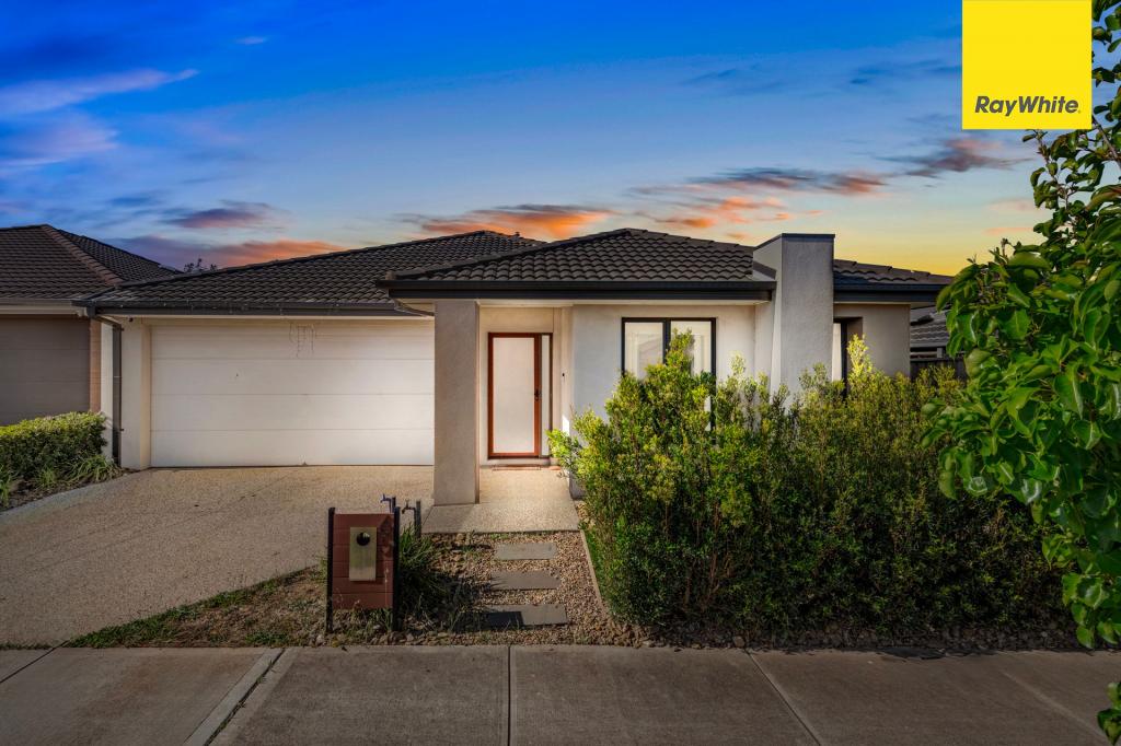 65 Bromley Cct, Thornhill Park, VIC 3335