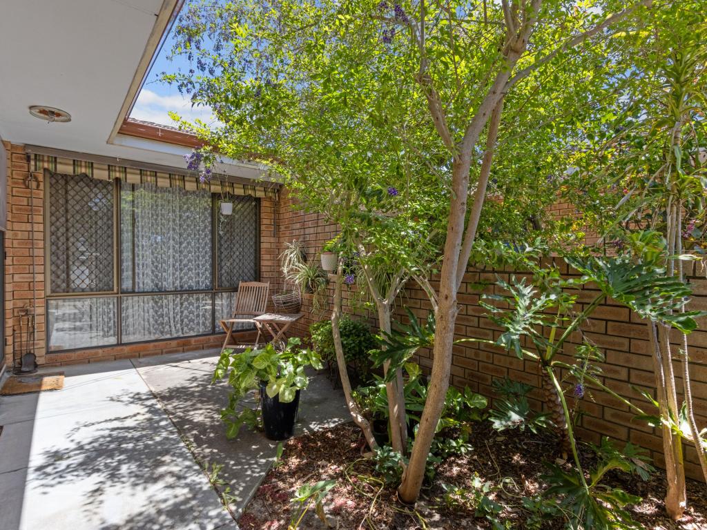 25 Dewar St, Armadale, WA 6112