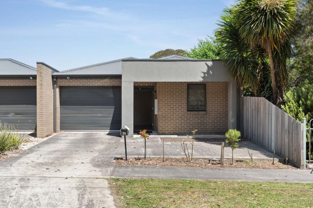 4b Mitchells Rd, Moe, VIC 3825