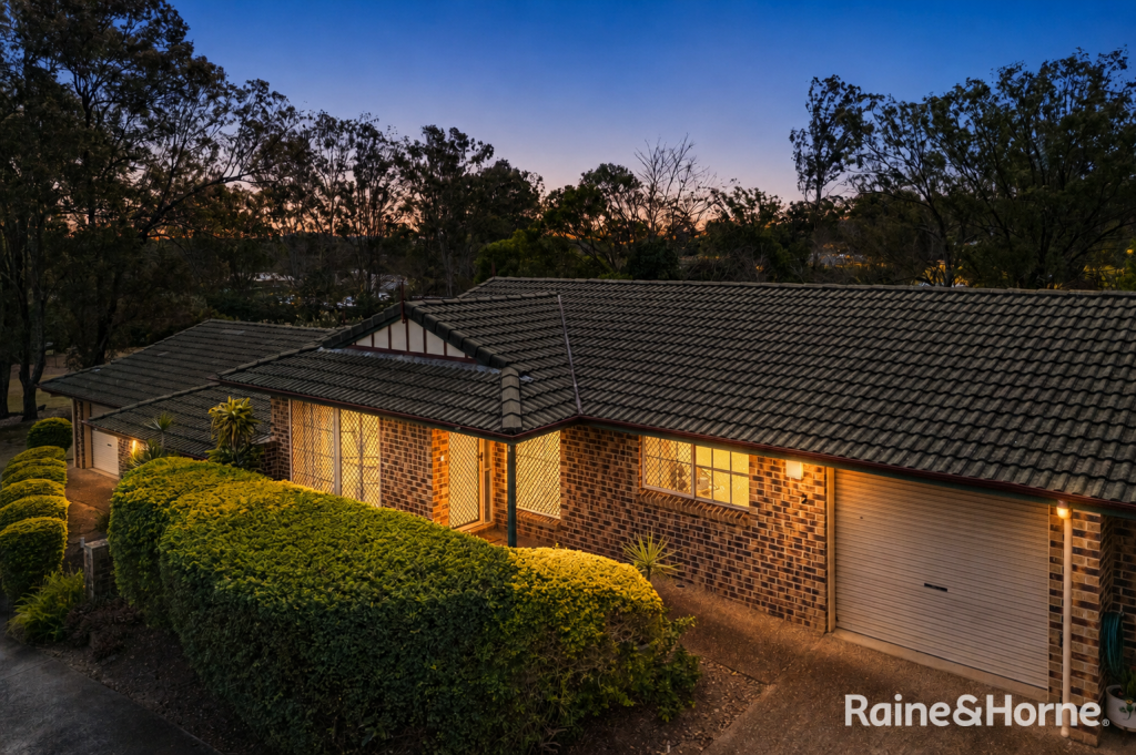 2/2 ELMS ST, BUNDAMBA, QLD 4304