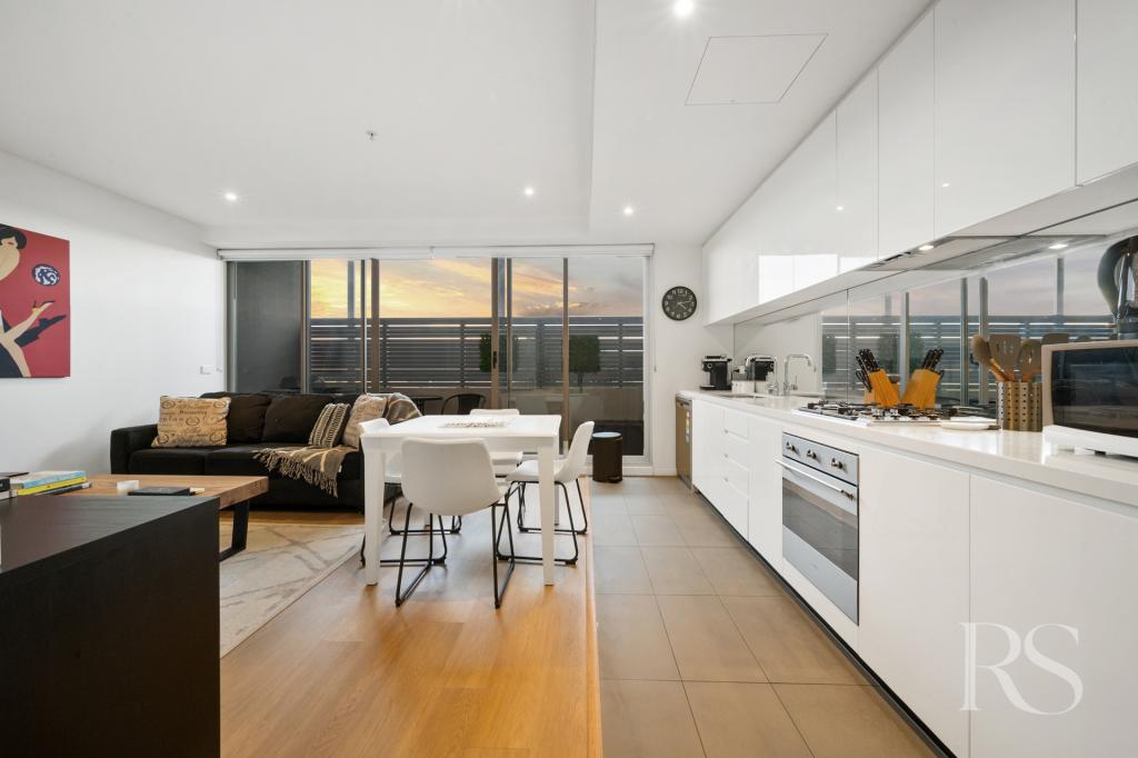 112/76 KEILOR RD, ESSENDON, VIC 3040