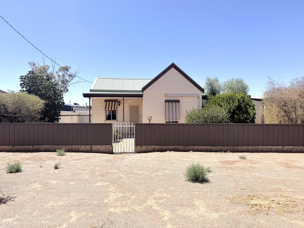 223 Boughtman St, Broken Hill, NSW 2880