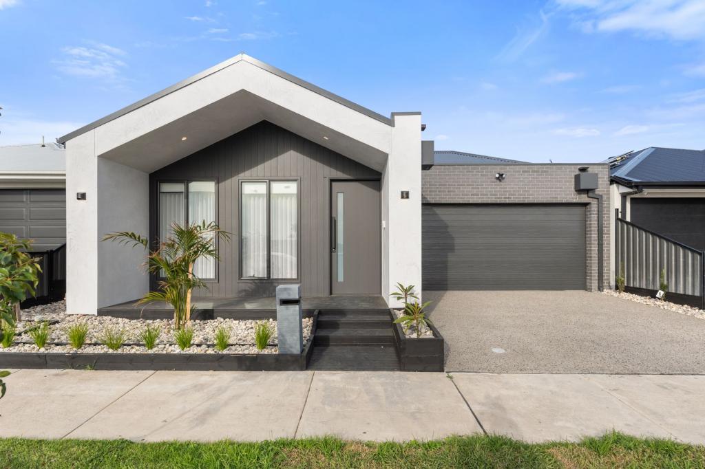 16 AINTREE ST, CRAIGIEBURN, VIC 3064