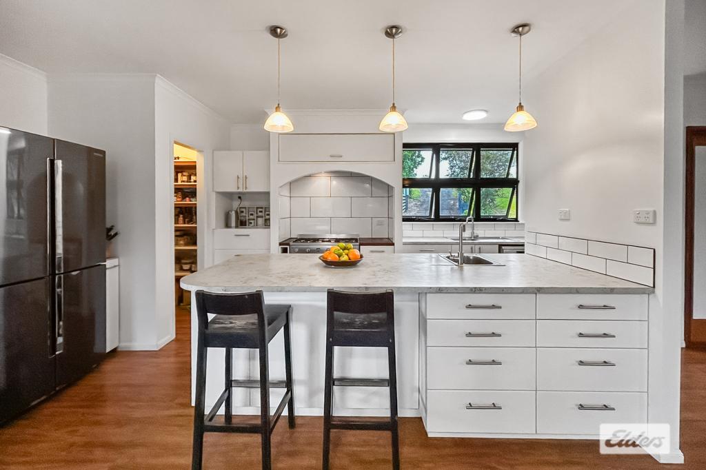 44 Angelita Cl, Peeramon, QLD 4885