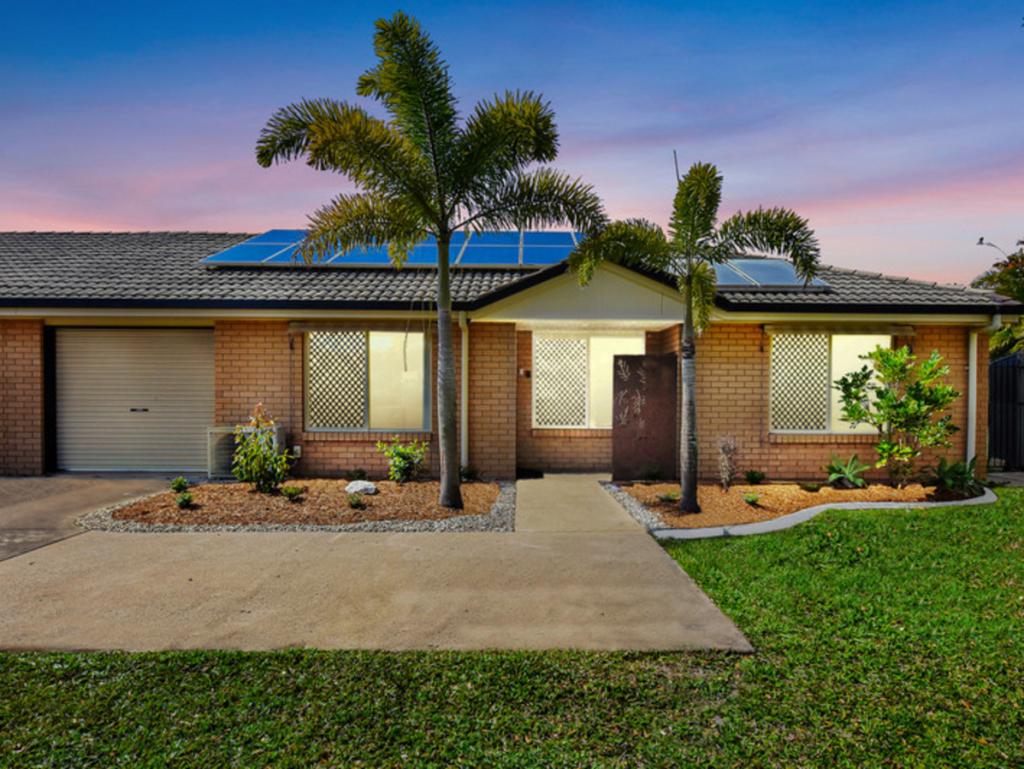 1/4 Jade Ct, Urangan, QLD 4655