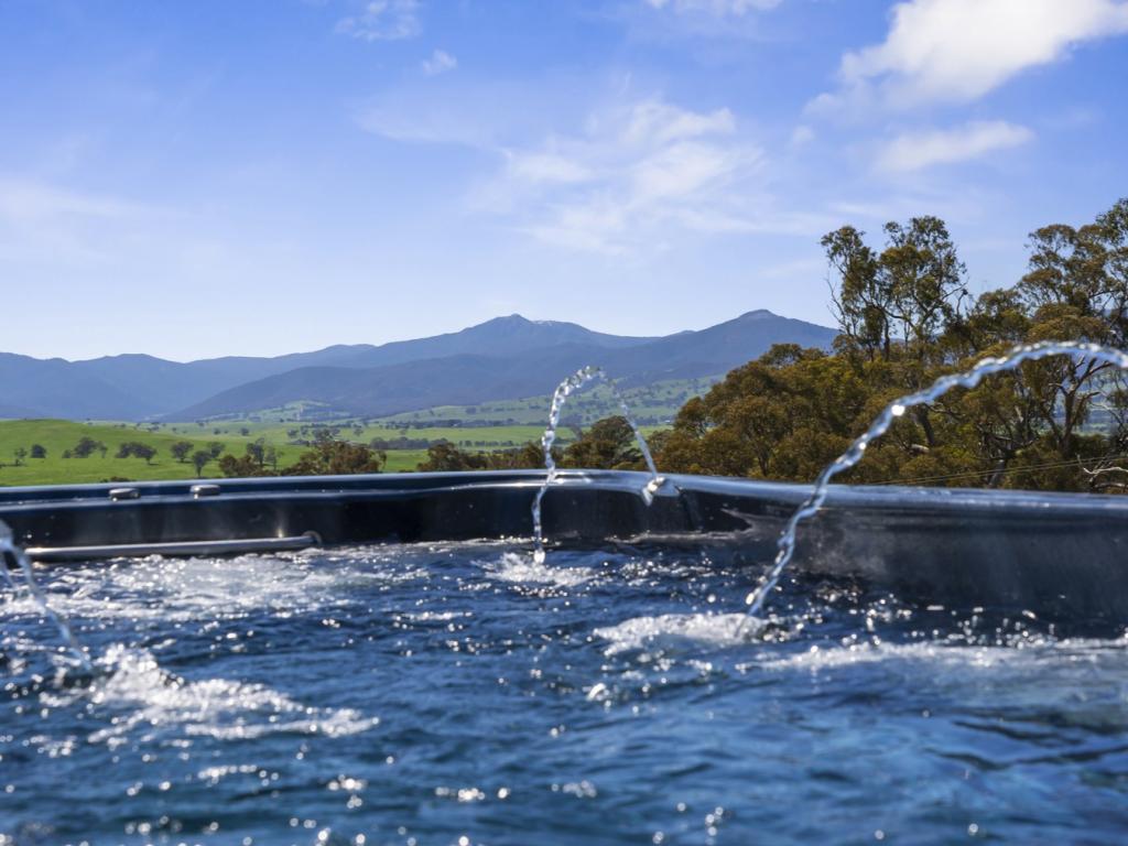 93 Drakes Hill Rd, Mansfield, VIC 3722