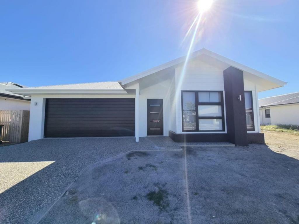 8 Bluegrass Cct, Rasmussen, QLD 4815
