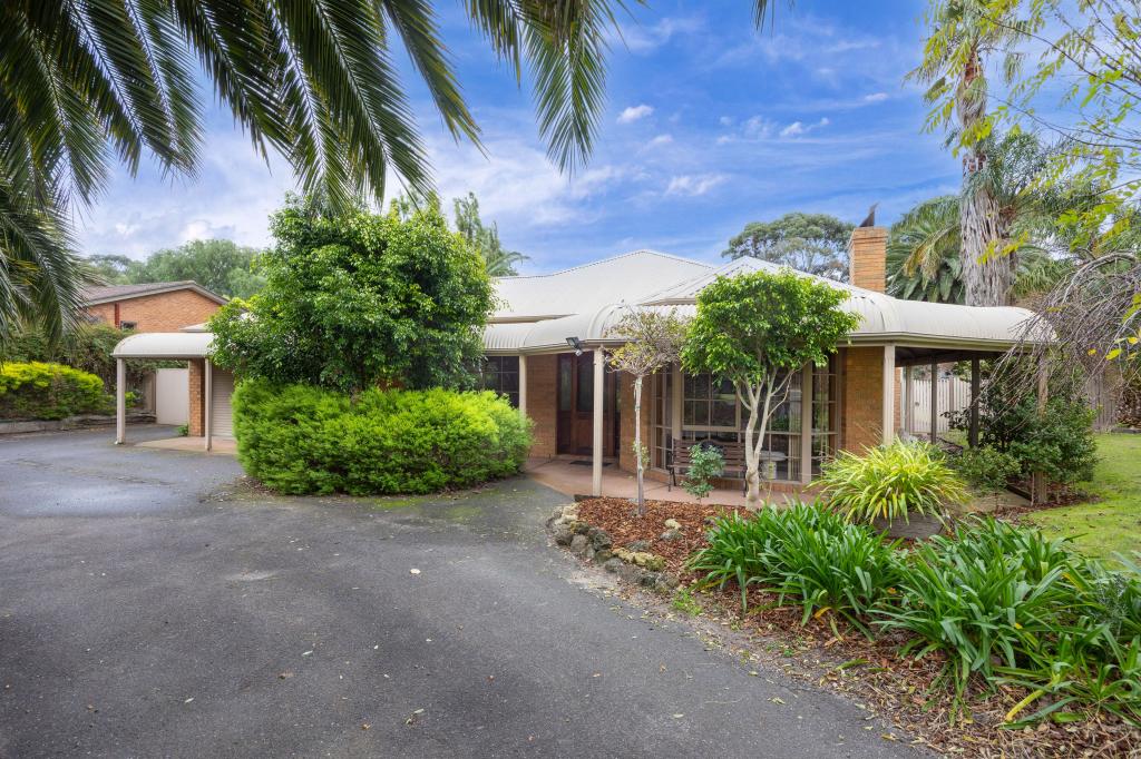 30 LOCKHART DR, ROSEBUD, VIC 3939