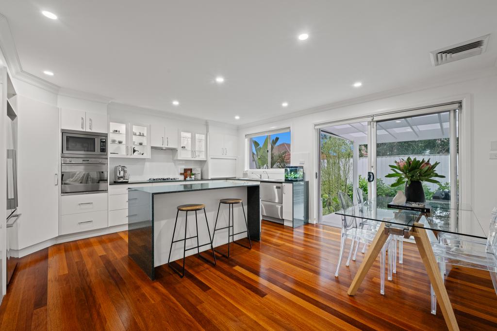 12 Hood Ave, Rodd Point, NSW 2046