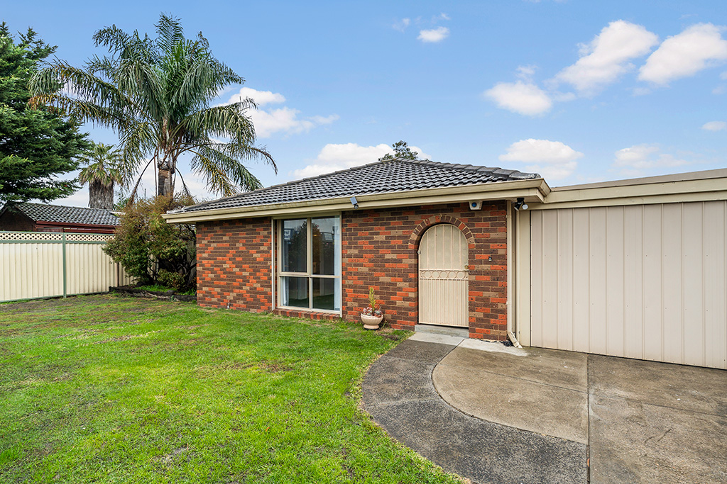 40 Lyrebird Dr, Carrum Downs, VIC 3201