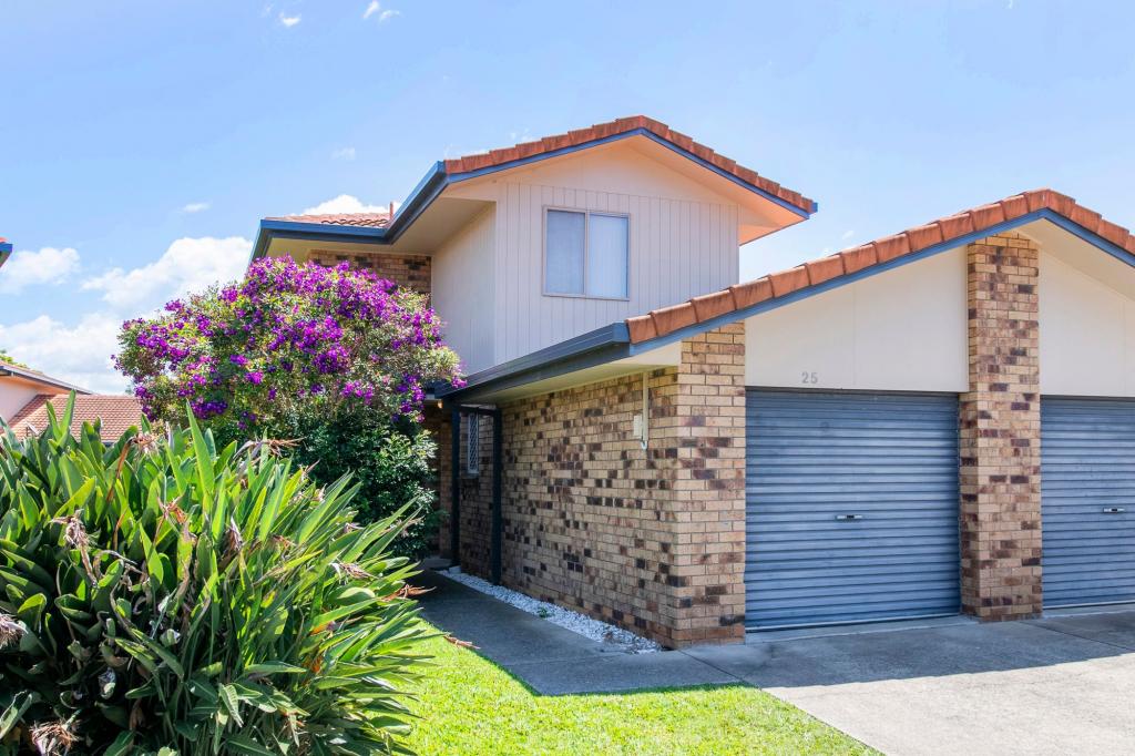 25/11 Waterford Ct, Bundall, QLD 4217