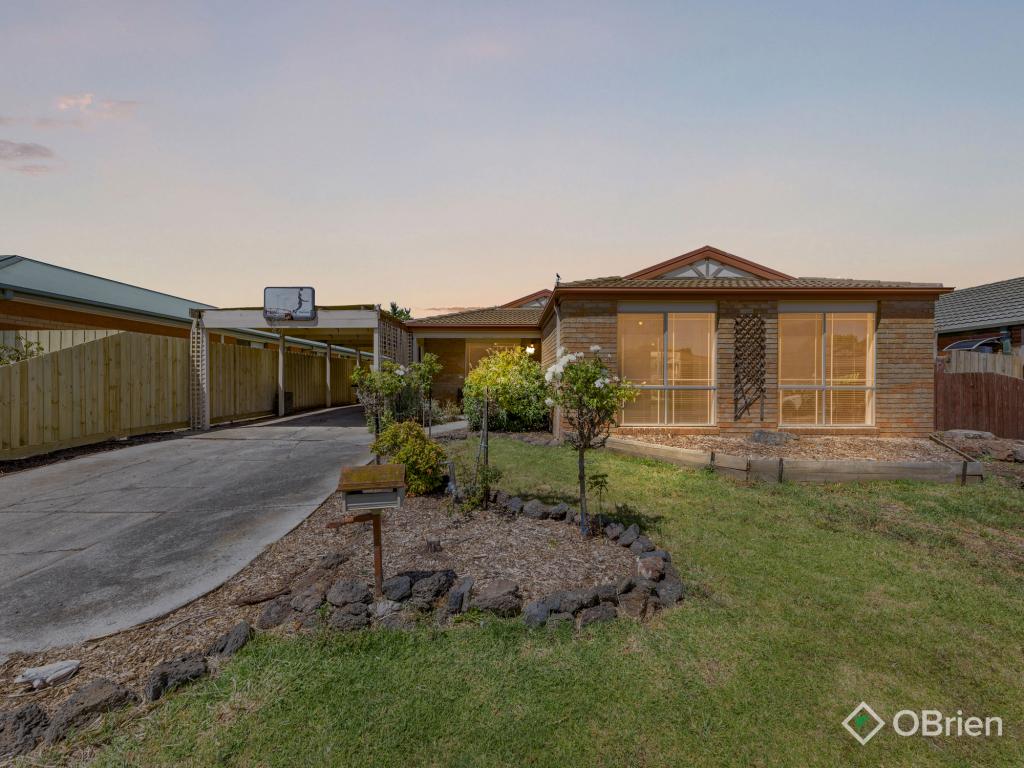 20 Comte Cl, Cranbourne West, VIC 3977