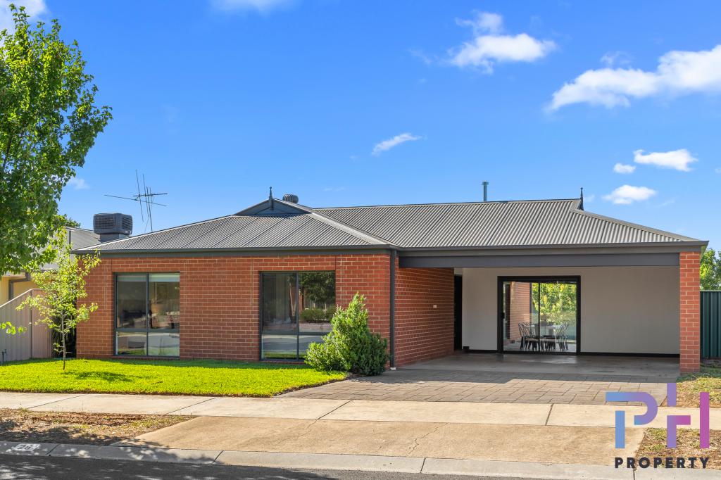 25 Saxby Dr, Strathfieldsaye, VIC 3551