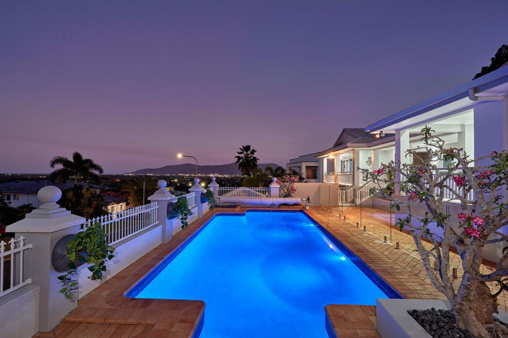 15 Rosemont Ct, Mooroobool, QLD 4870