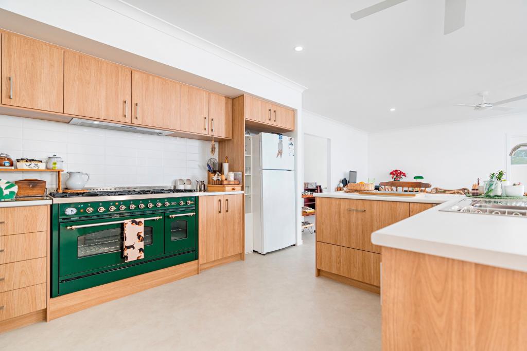 8 Abrolhos St, Beresford, WA 6530