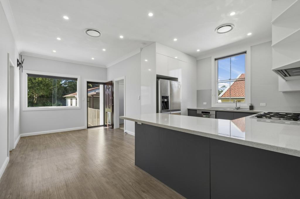 30 Railway Pde, Hornsby, NSW 2077