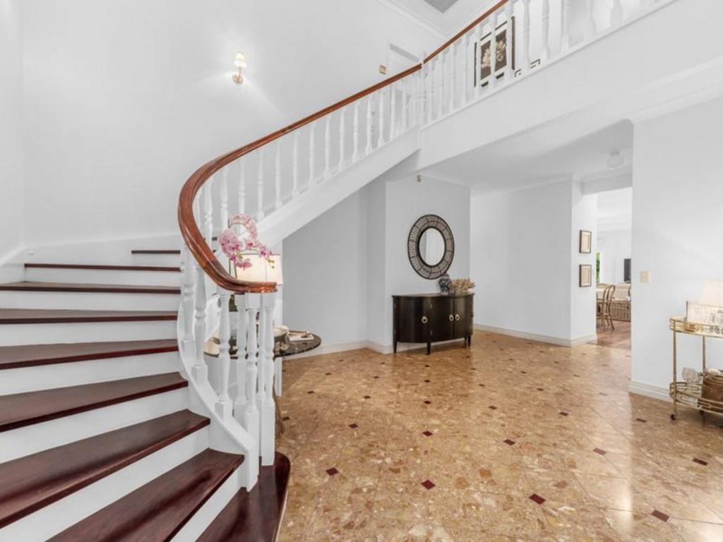 48 Instow St, Yeronga, QLD 4104