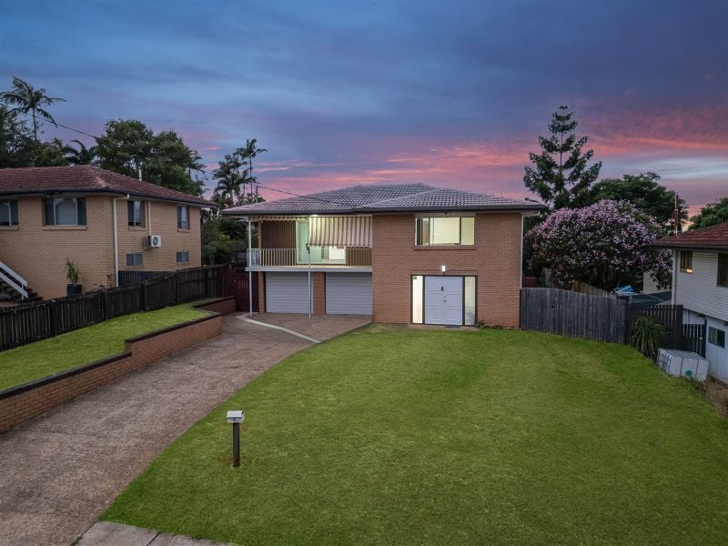 9 Nottingham Pde, Bray Park, QLD 4500