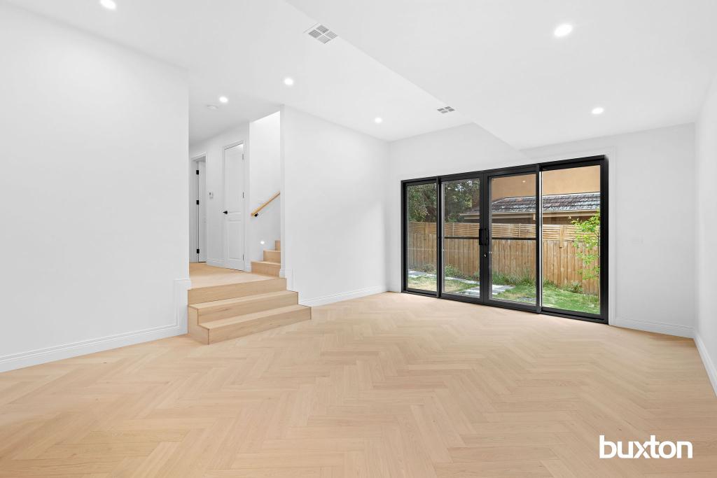 25 Bundoran Pde, Mont Albert North, VIC 3129