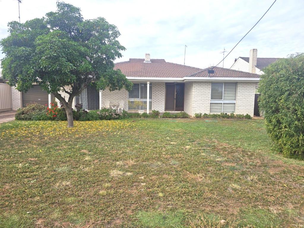 26 Campbell St, Donald, VIC 3480
