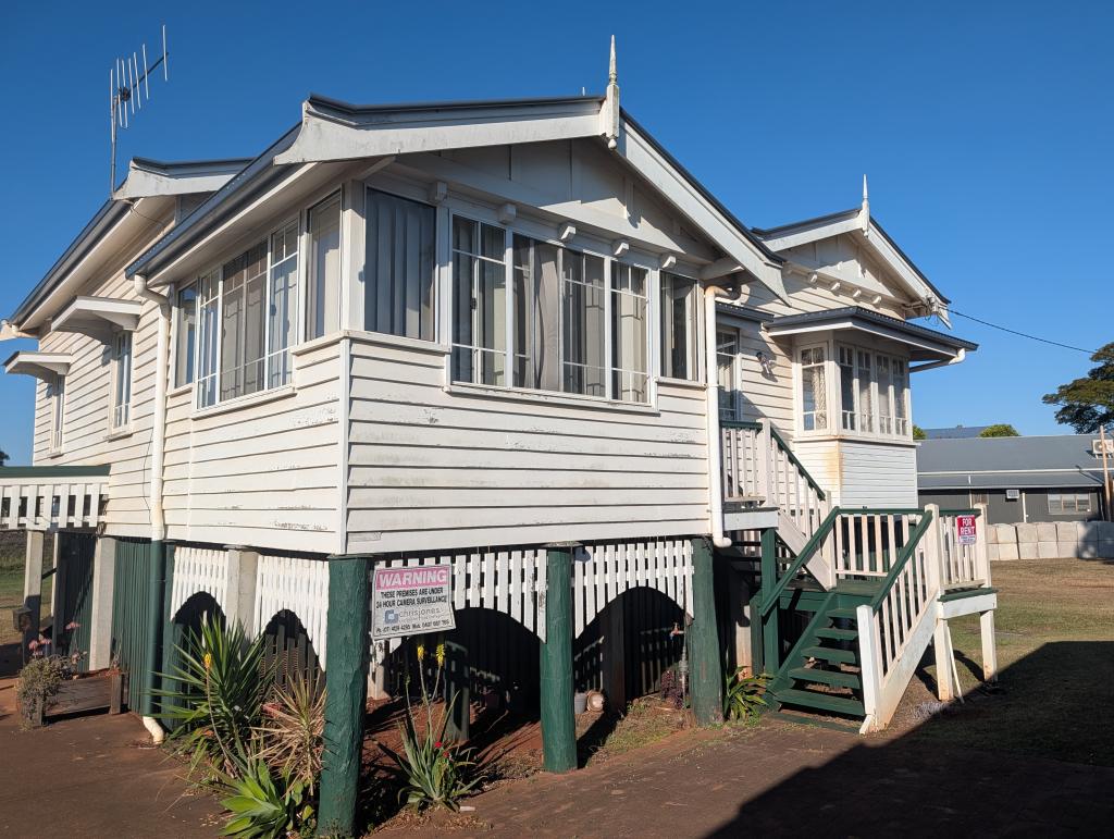 89 Churchill St, Childers, QLD 4660