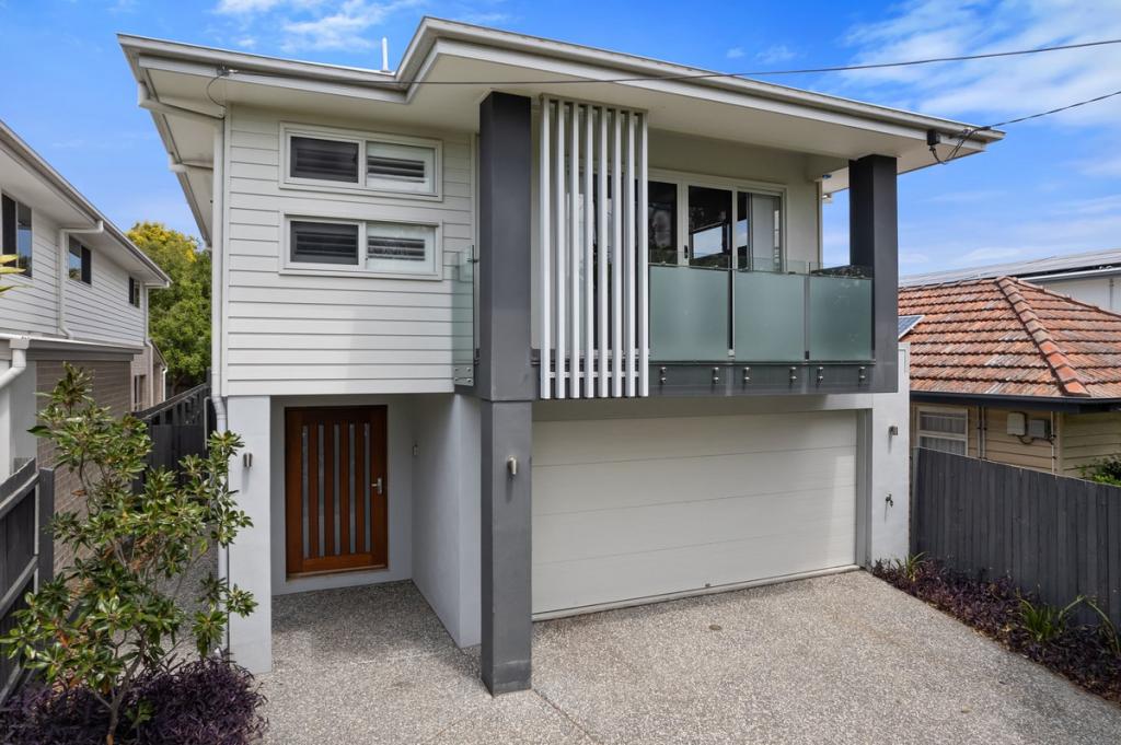 15 Thirteenth Ave, Kedron, QLD 4031