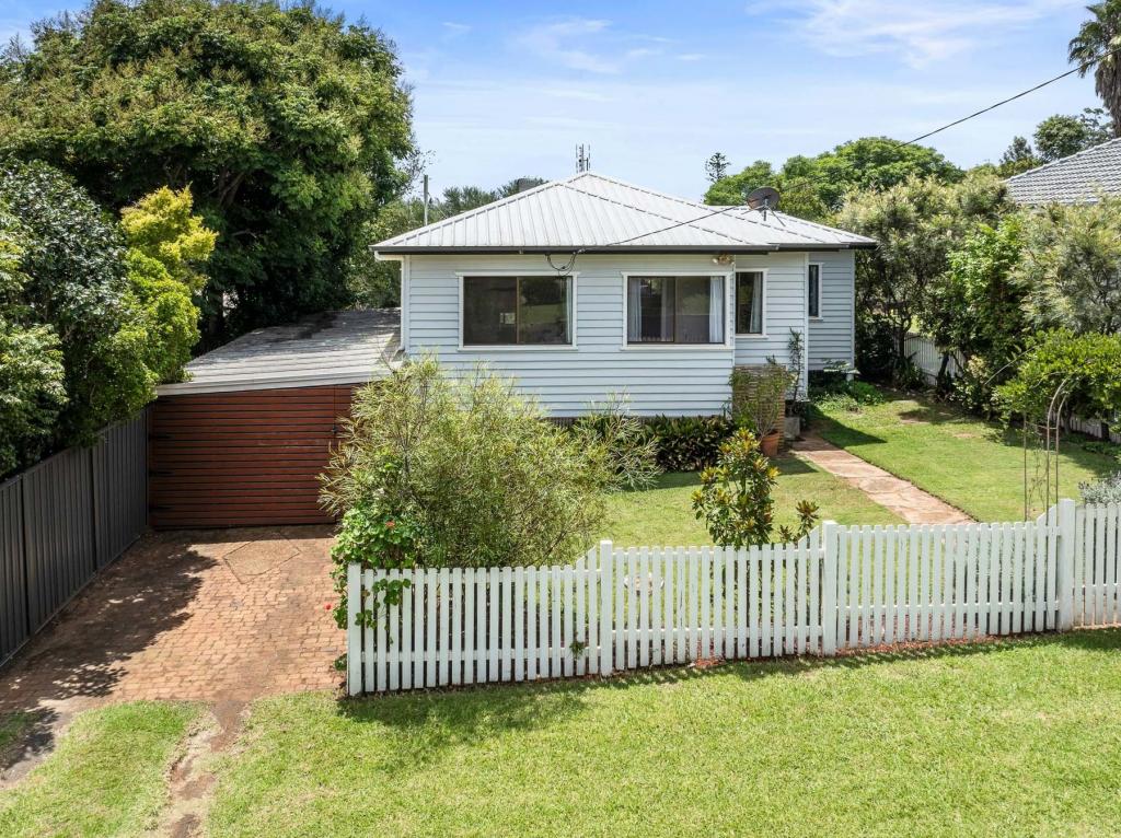 43 Perry St, Harlaxton, QLD 4350