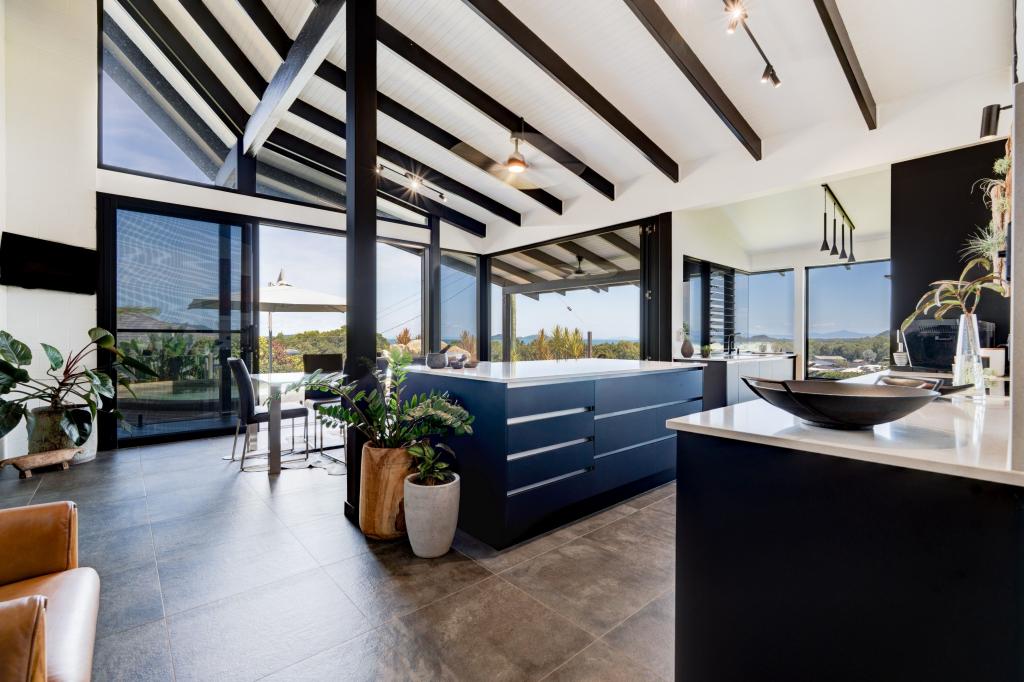 18 MISSION DR, SOUTH MISSION BEACH, QLD 4852