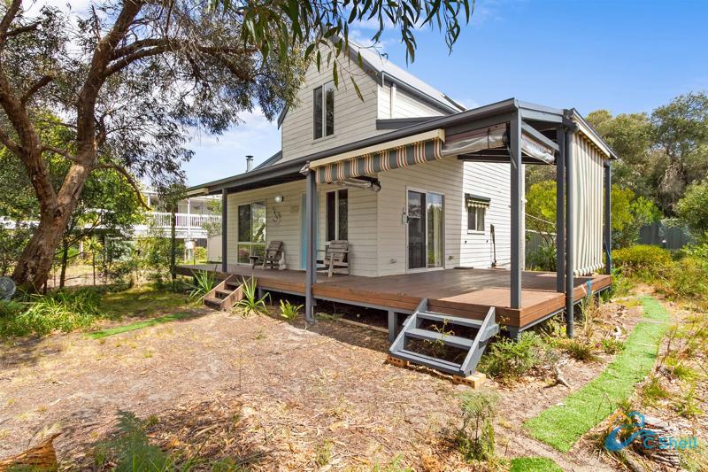 10 Leon St, Loch Sport, VIC 3851