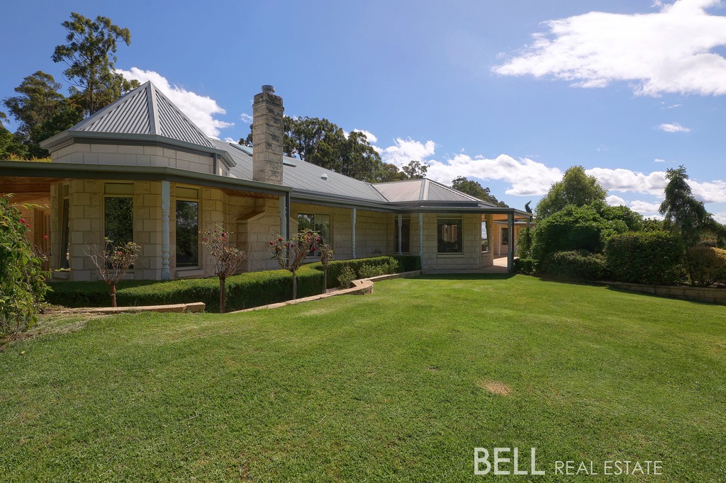 11 Bond Lane, Gembrook, VIC 3783