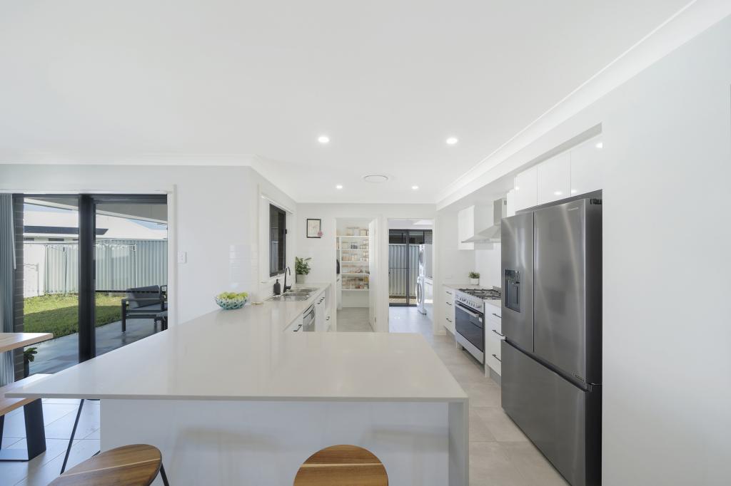 137 Scarborough Way, Dunbogan, NSW 2443