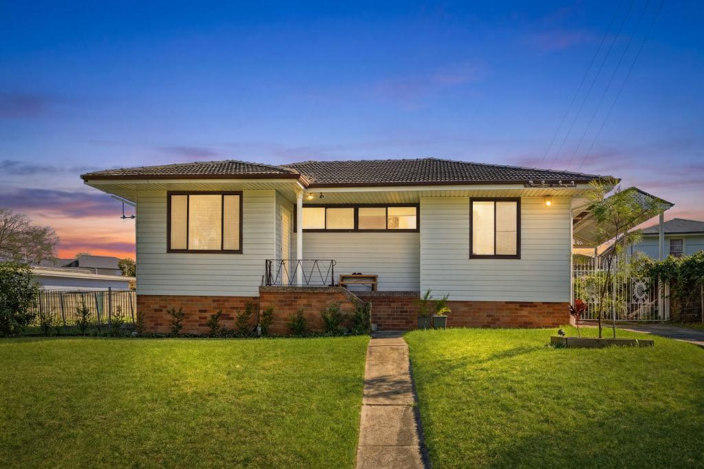 43 Charlton Rd, Lalor Park, NSW 2147