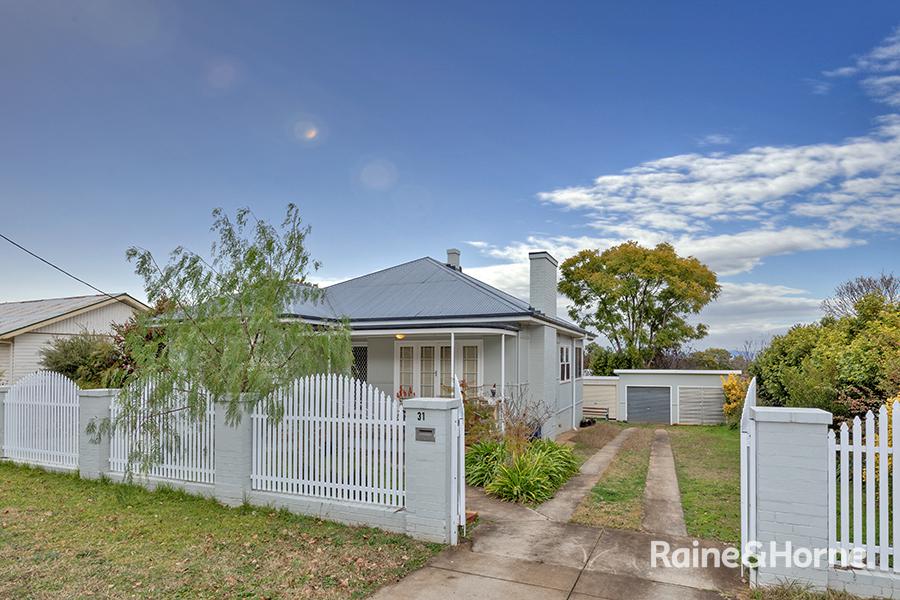 31 Levien Ave, East Tamworth, NSW 2340