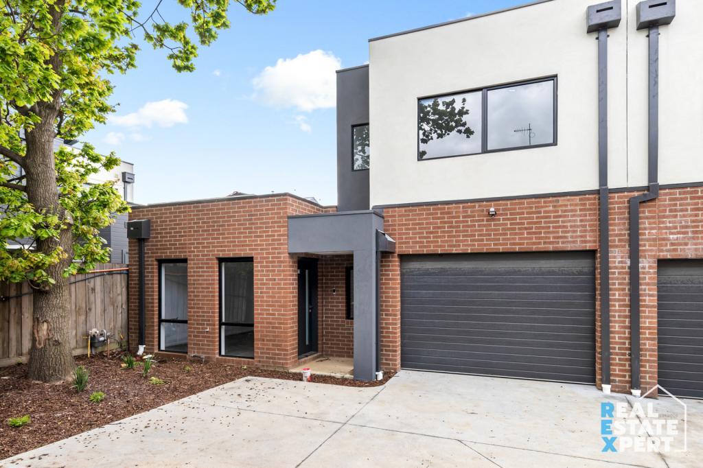 27 BAWAR PL, HALLAM, VIC 3803