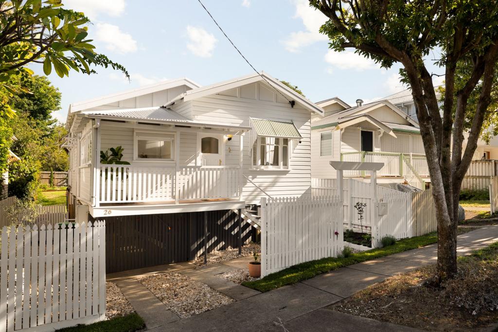 26 Brown St, Windsor, QLD 4030