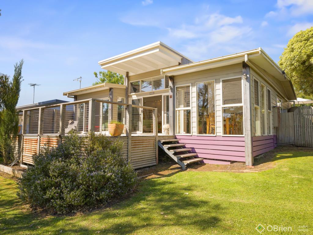 77 Red Rocks Rd, Cowes, VIC 3922