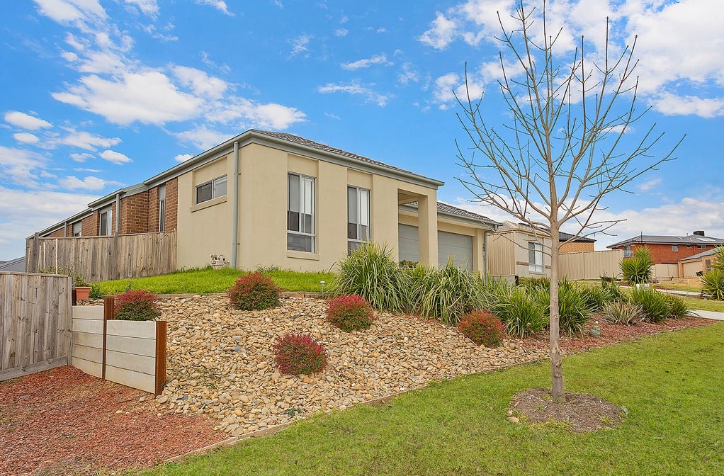 25 Victoria Cross Pde, Wodonga, VIC 3690