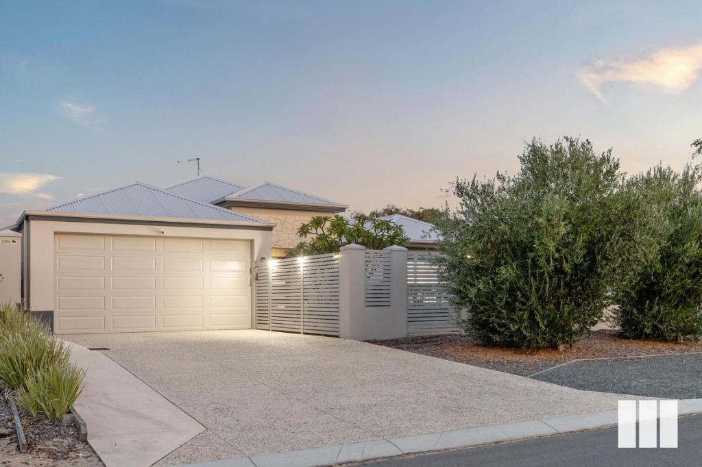 8 Mckenzie Rd, Shoalwater, WA 6169