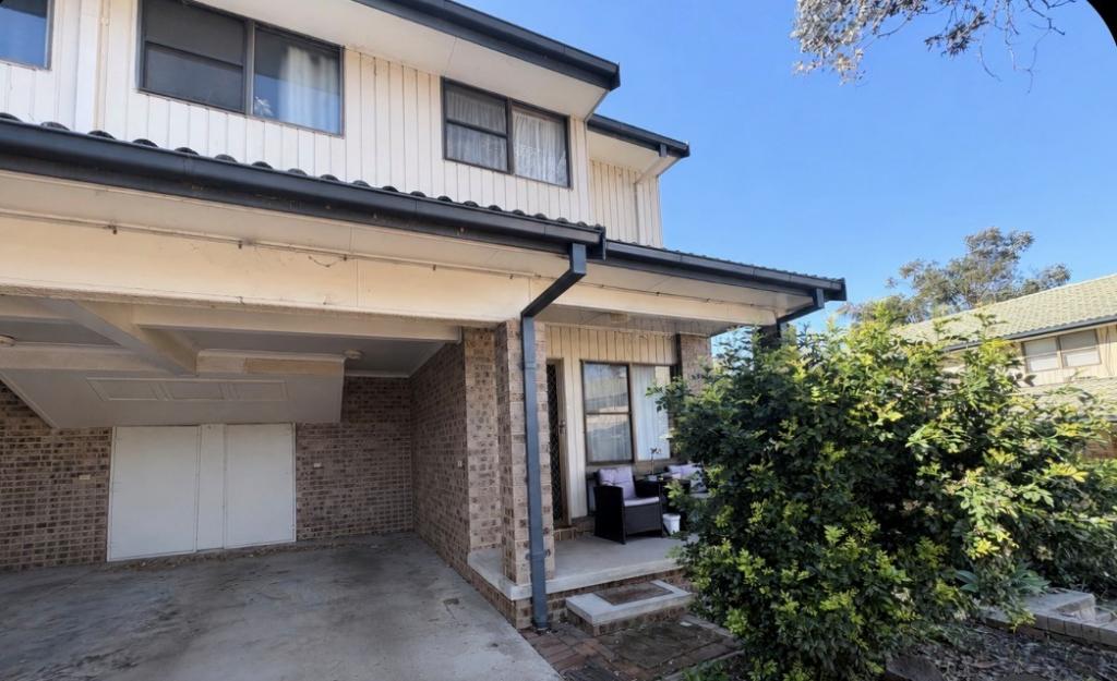 4/41A BRENTWOOD ST, MUSWELLBROOK, NSW 2333