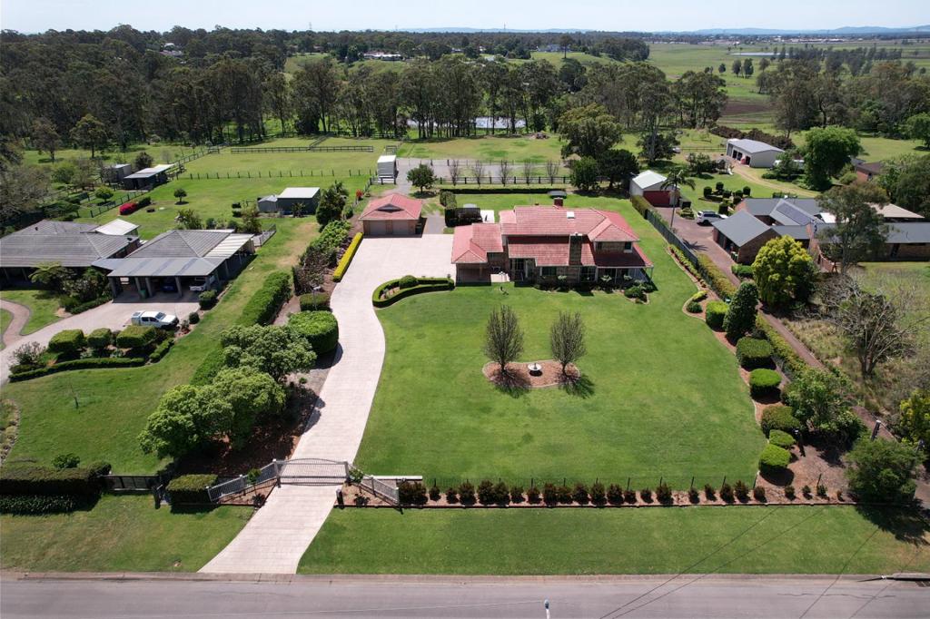 10 Forsythe Pde, Black Hill, NSW 2322