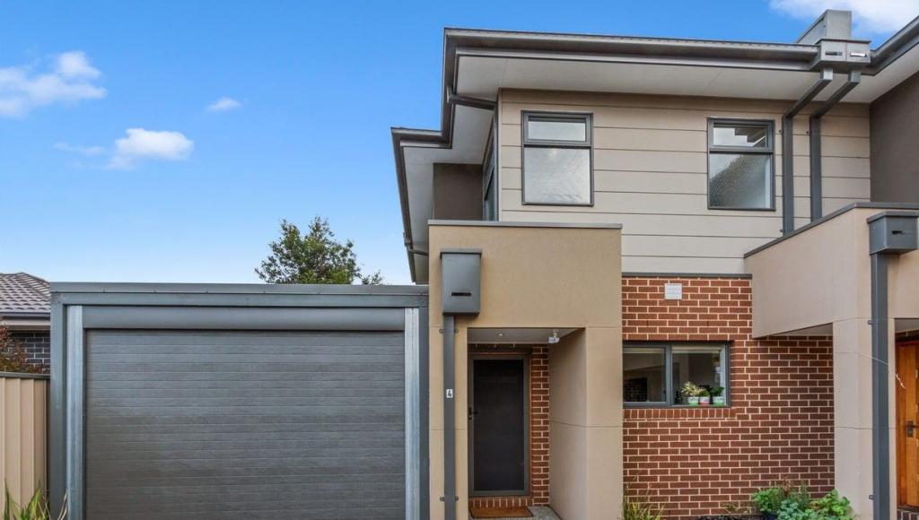 4/81 Arundel Ave, Reservoir, VIC 3073