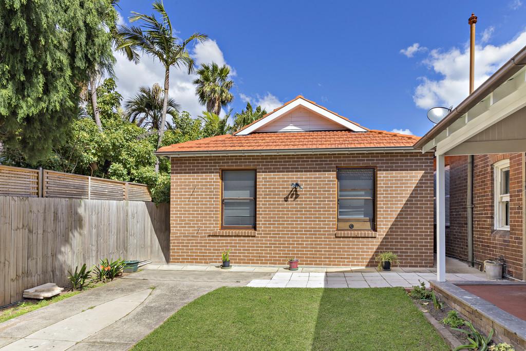 6A CLARENCE ST, BURWOOD, NSW 2134