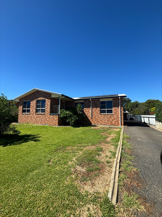 6 Hillam Ave, Narrabri, NSW 2390