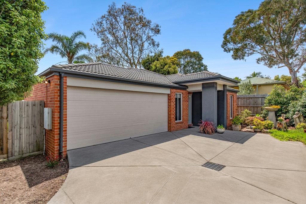 34a Amberley Dr, Mount Martha, VIC 3934