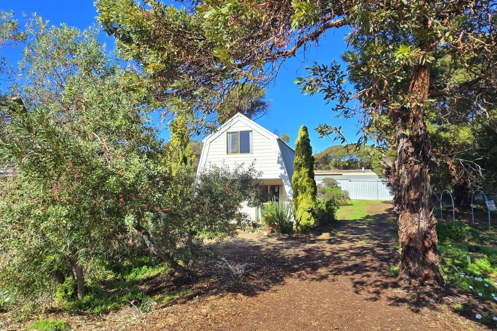 19 Gordon St, Hopetoun, WA 6348