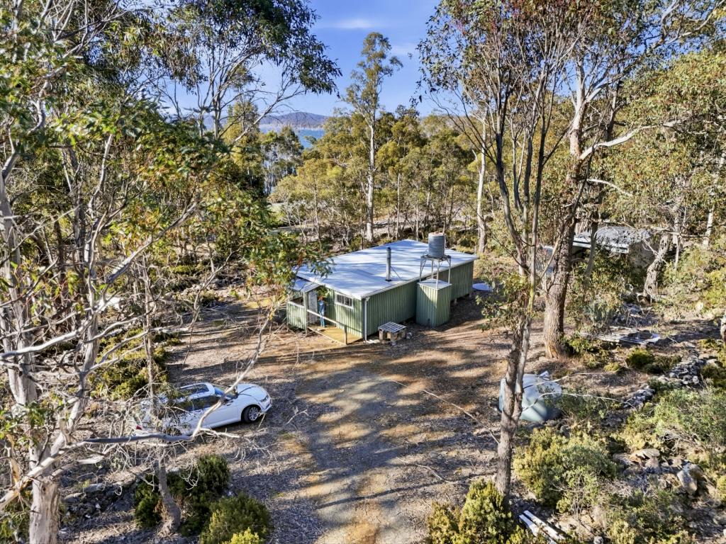 1 Nielsen Cres, Morass Bay, TAS 7030