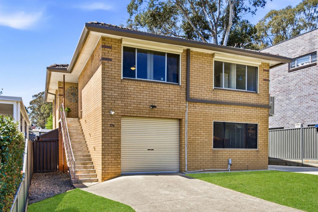 179 Girraween Rd, Girraween, NSW 2145