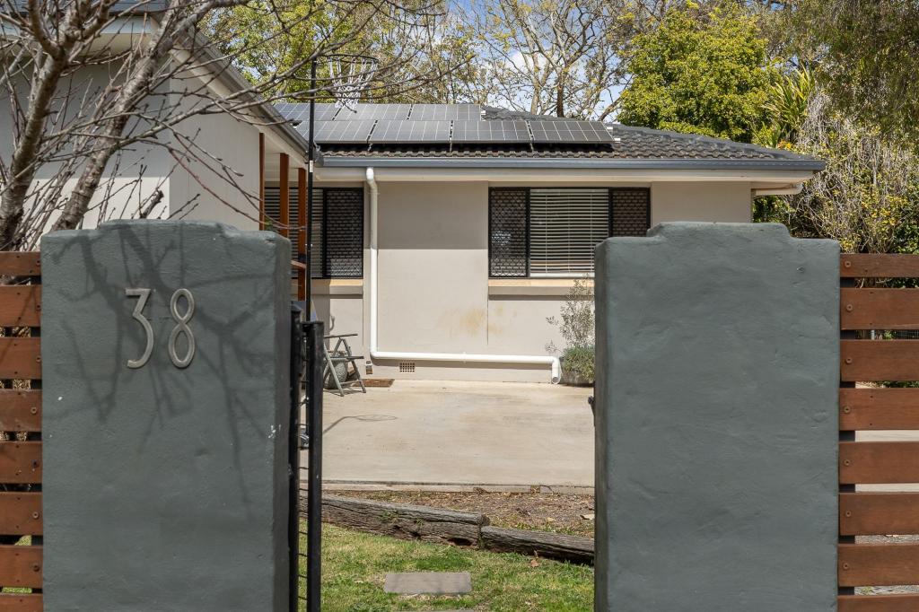 38 Weetwood St, Newtown, QLD 4350