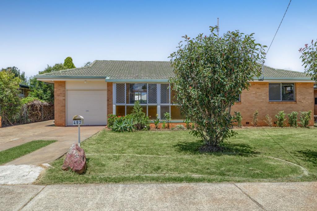 482 Stenner St, Darling Heights, QLD 4350